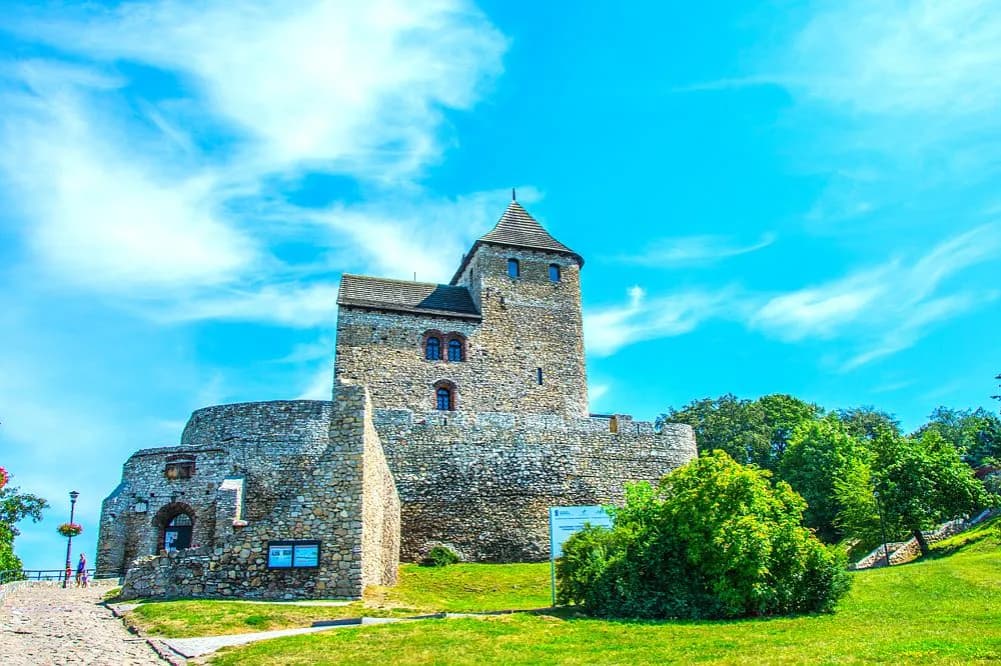 Najciekawsze atrakcje w Miedzianej Górze, które musisz zobaczyć