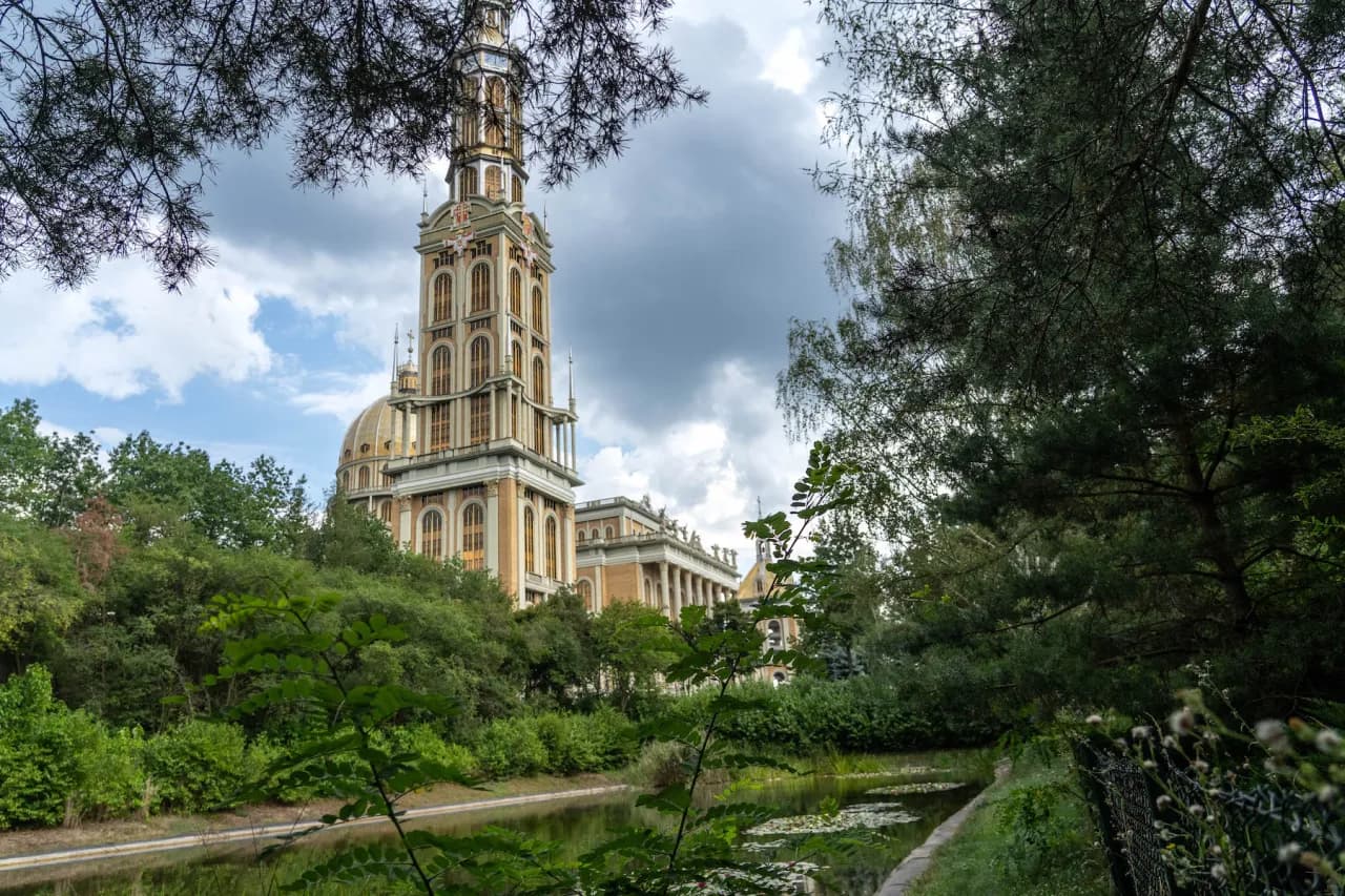 Licheń atrakcje, które zaskoczą każdego odwiedzającego to miejsce