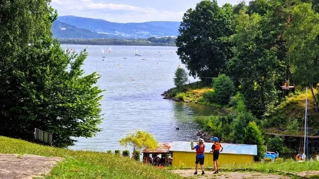 Odpoczynek nad jeziorem Kujawsko-Pomorskie - idealne miejsca na relaks