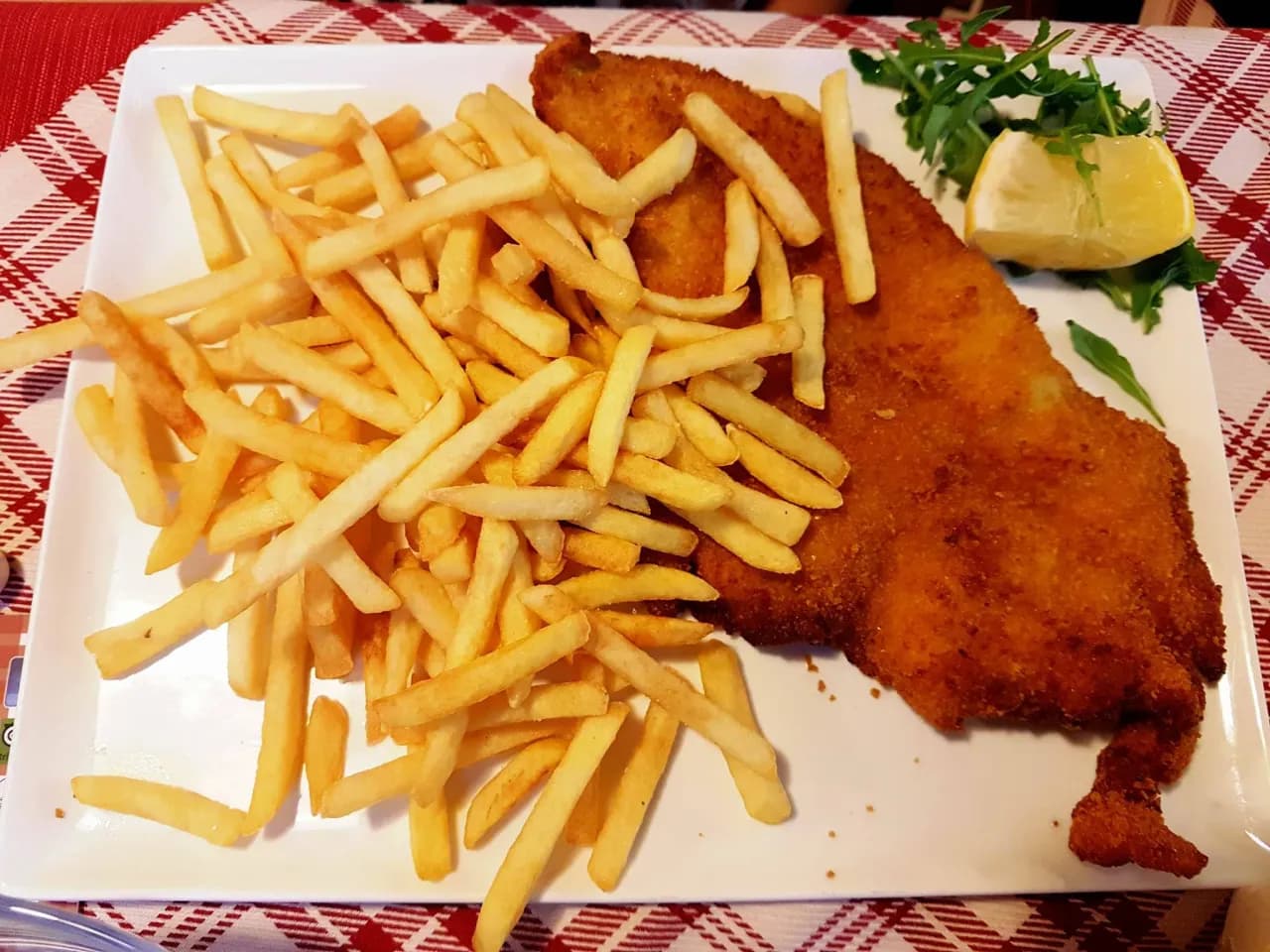 Gdzie zjeść w Lido di Jesolo? Odkryj najlepsze restauracje i smaki