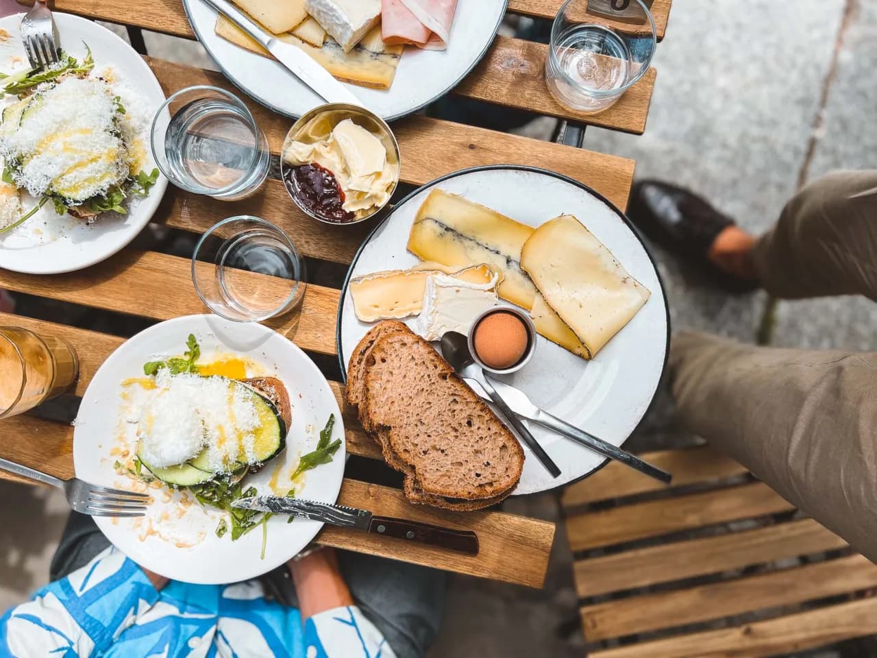 Gdzie zjeść w Berlinie? Odkryj najlepsze miejsca na jedzenie