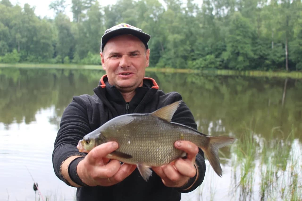 Wędkowanie na jeziorze Kłodno: najlepsze gatunki ryb i porady