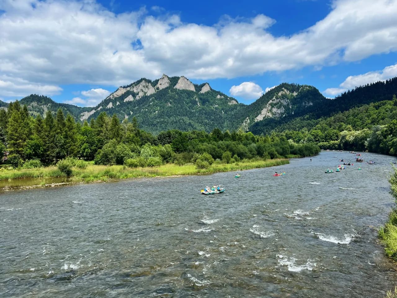 Najpiękniejsze miejsca w Pieninach, które musisz zobaczyć w 2023