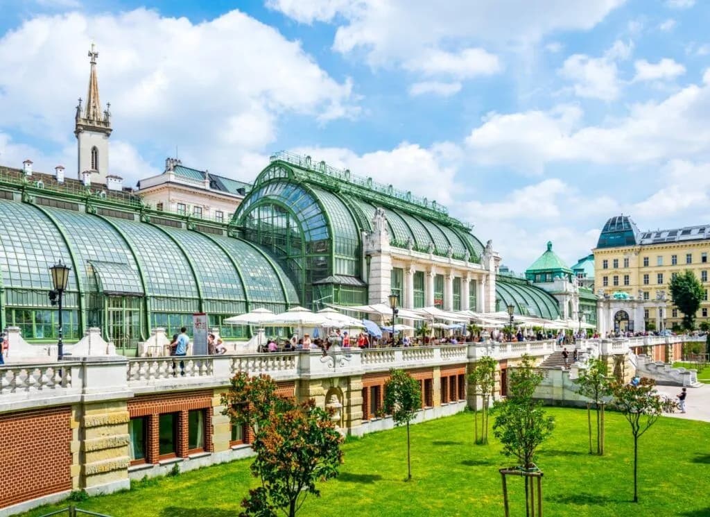 Wiedeń atrakcje: odkryj niezwykłe miejsca, które musisz zobaczyć