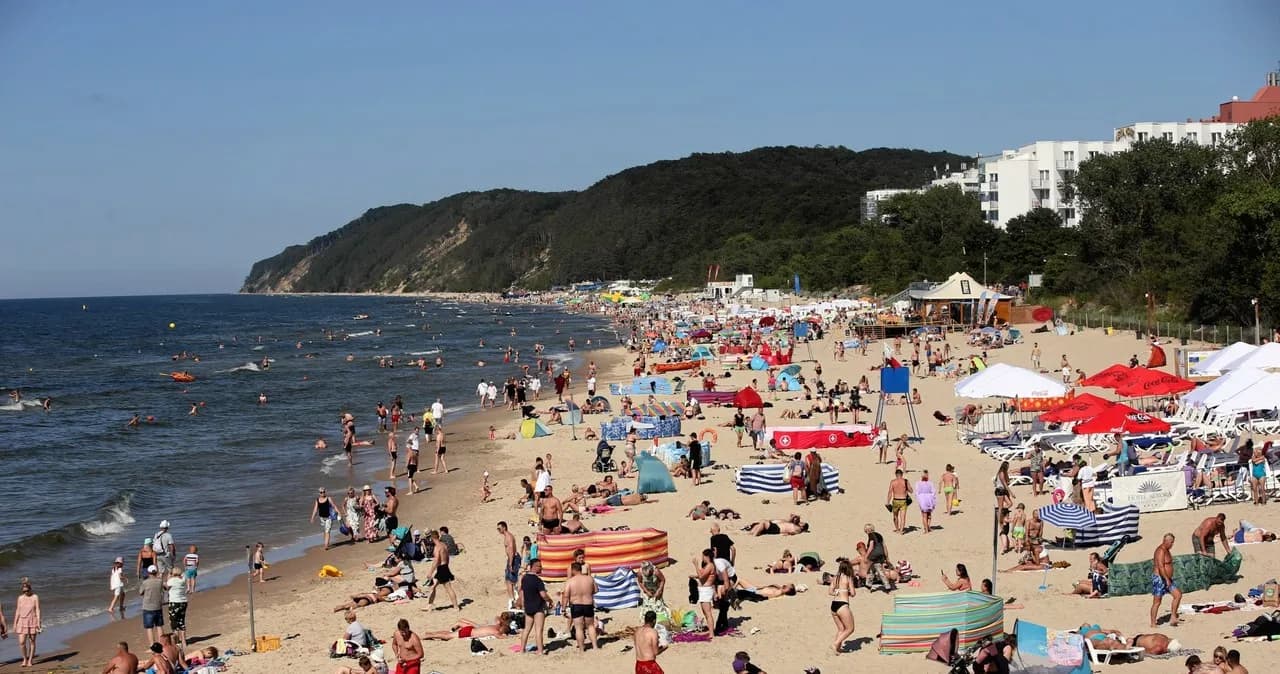 Ile za nocleg nad morzem? Ceny i najlepsze oferty w Polsce