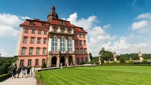 Namysłów atrakcje: Odkryj ukryte skarby i ciekawe miejsca