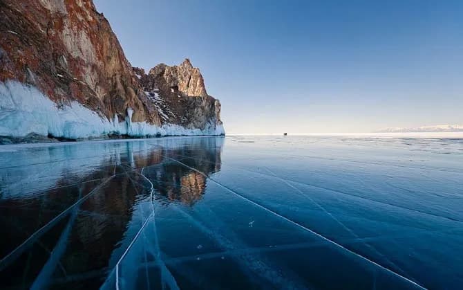 Najgłębsze jezioro na świecie: fascynujące fakty o Jeziorze Bajkał