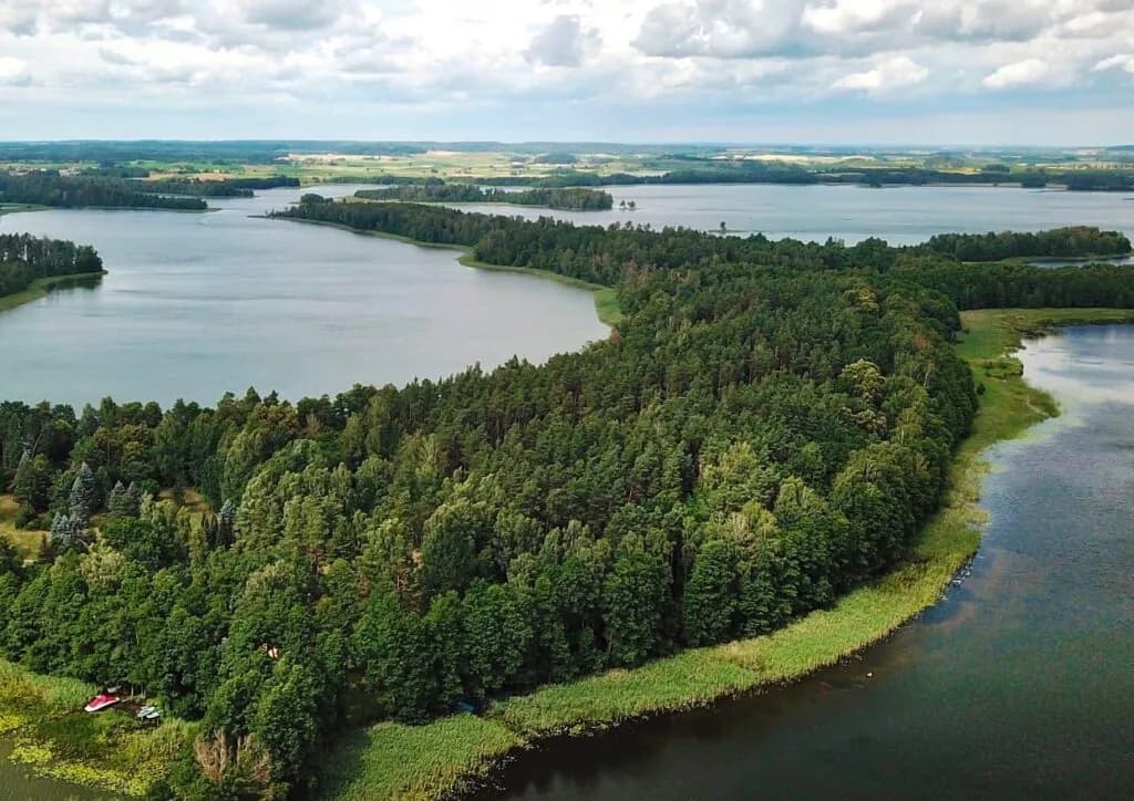 Jezioro Kikolskie: Odkryj jego urok i wspaniałe możliwości rekreacji